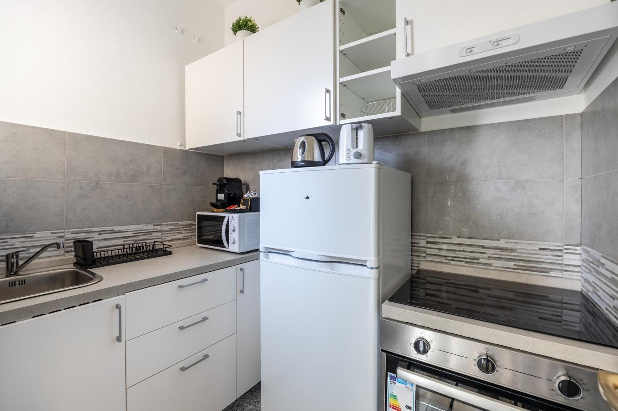 8 Min Dalla Metro Casa Elegante Con Netflix E Wifi Milano Exteriör bild